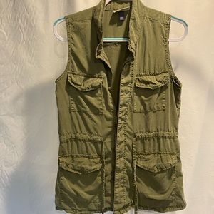 Lightweight olive button up vest